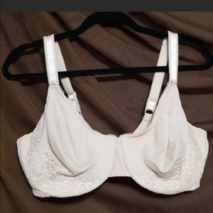 Olga cream underwire bra